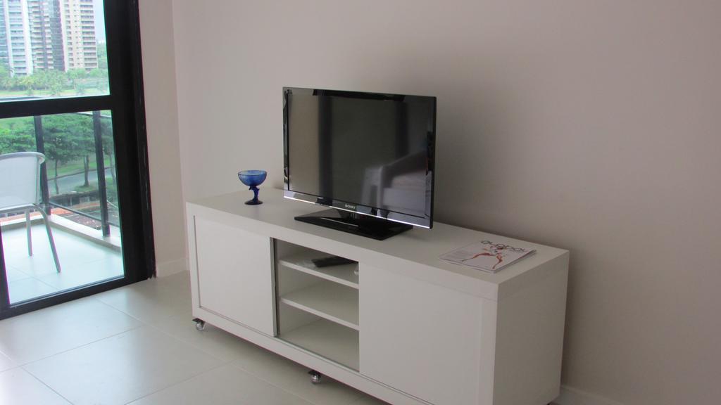 Lindo Apto No Barrabela, Todo Equipado, Com Arcondicionados Split Novos No Quarto E Na Sala, Limpissimo, Cheiroso, Novinho, Condominio Em Frente A Praia, Com Piscina Aquecida, Sauna, Quadra, Academia, Lavanderia, Salao De Beleza, Restaurantes, Mercad 리오데자네이루 객실 사진